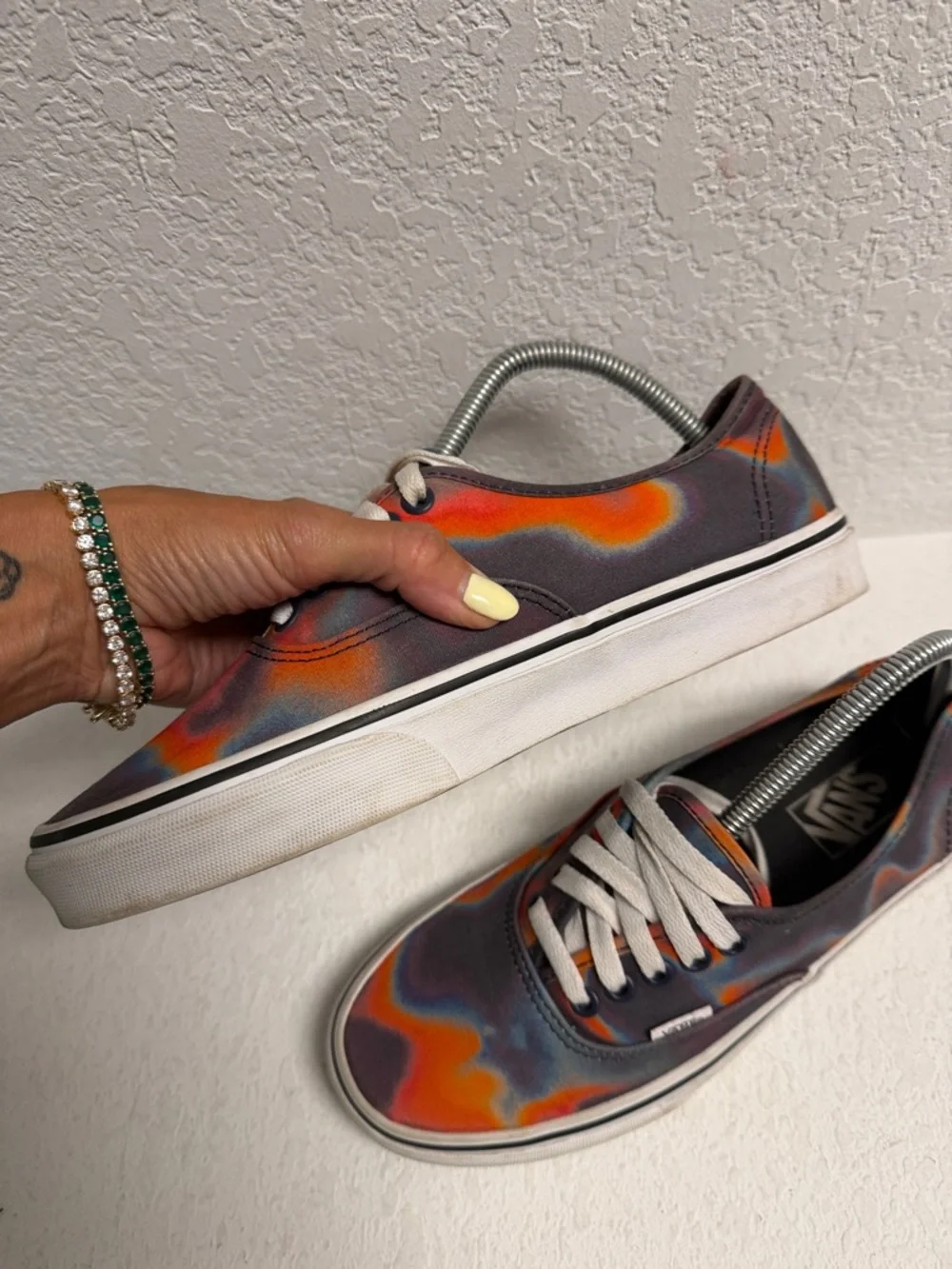 Vans Tie-Dye Low Top Sneakers in Orange, Blue and Purple Unisex M 8 W 9.5 - Picture 4 of 8